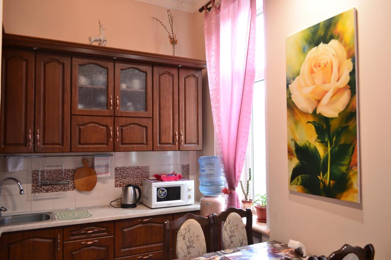 Apartment On Shevchenka Boulevard Ternopil Exterior photo